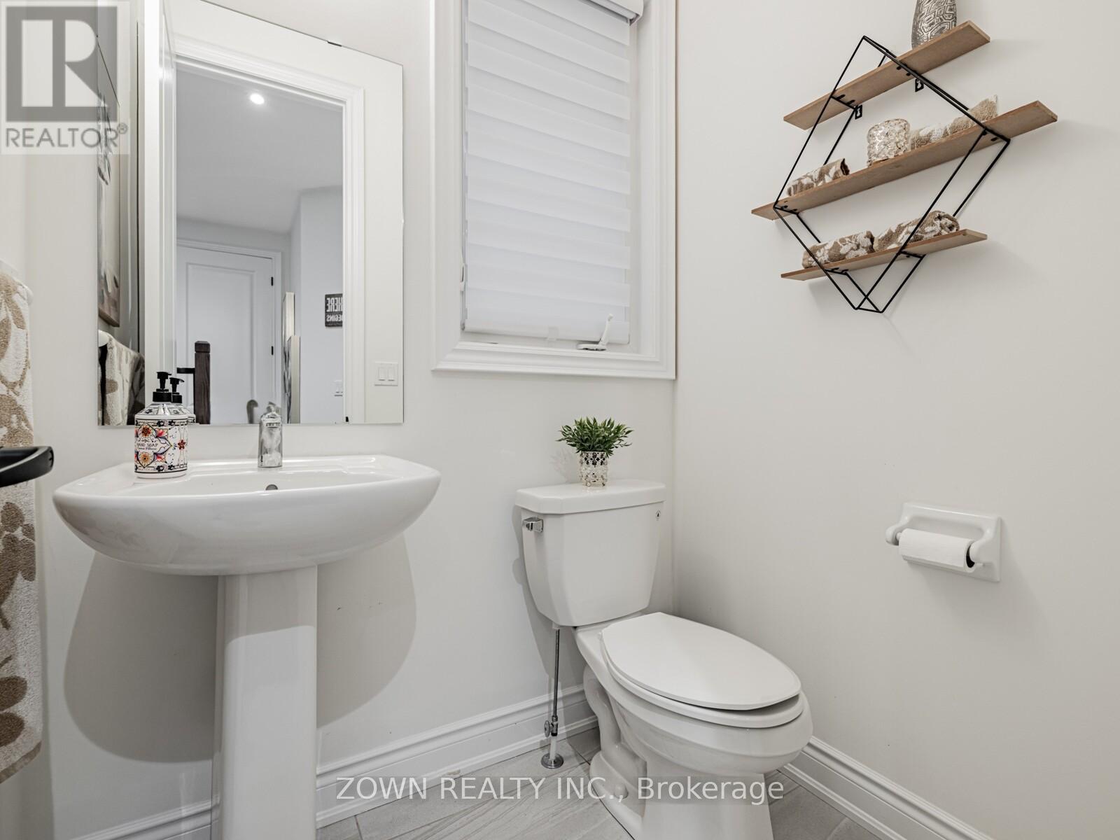 1352 BLACKMORE STREET - 16
