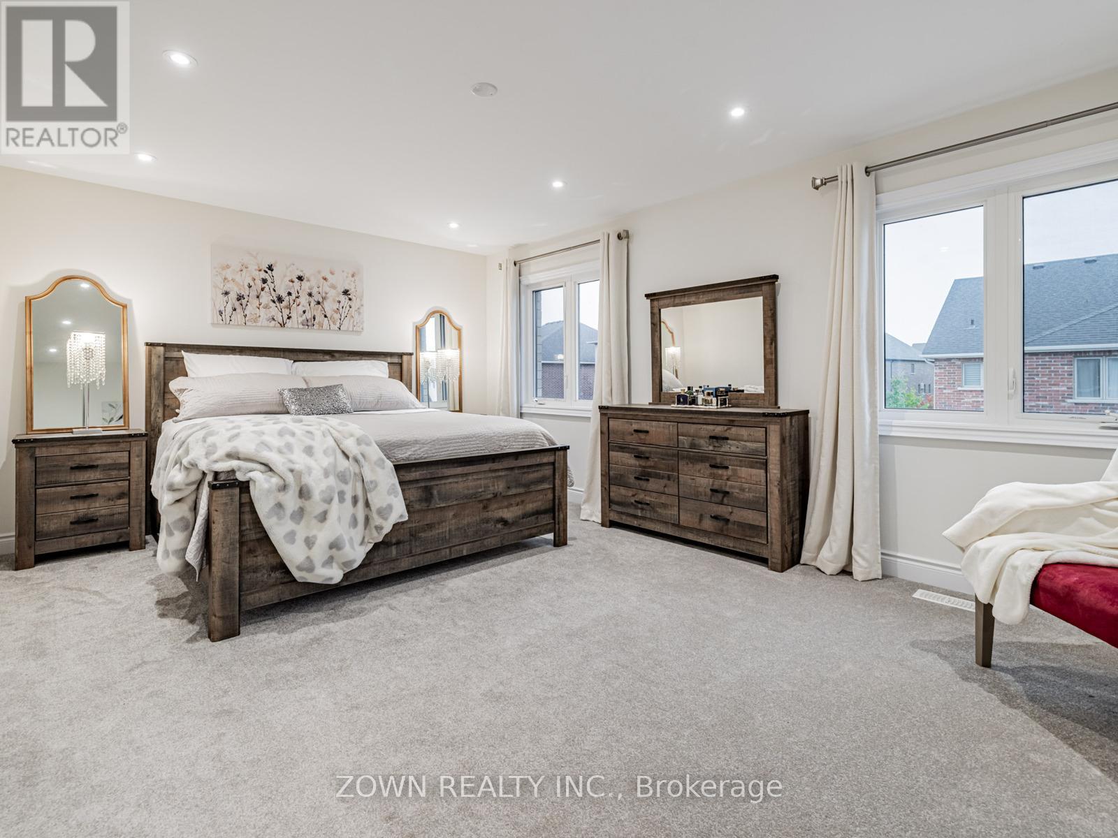 1352 BLACKMORE STREET - 20