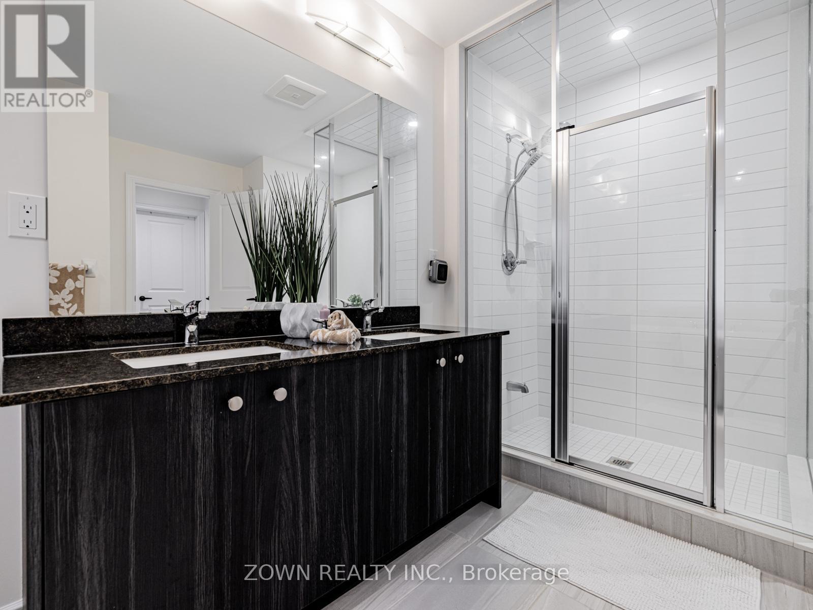 1352 BLACKMORE STREET - 22