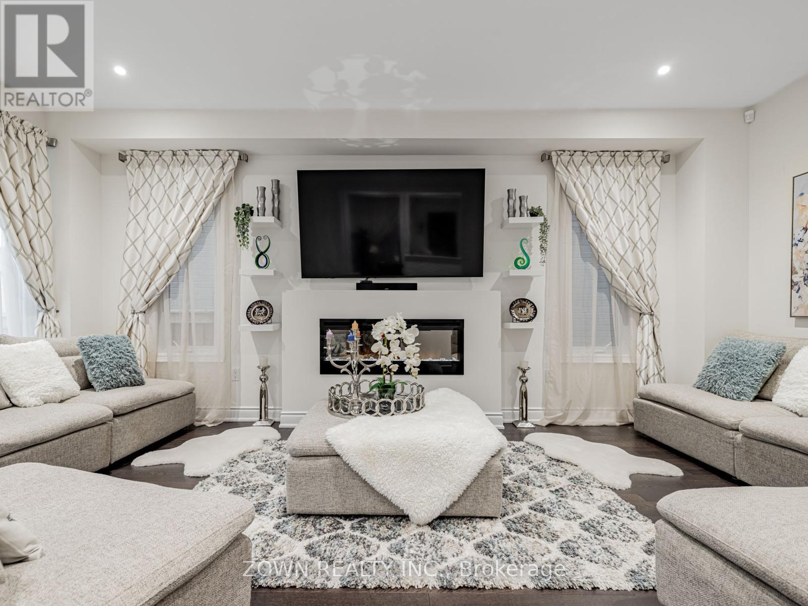 1352 BLACKMORE STREET - 8