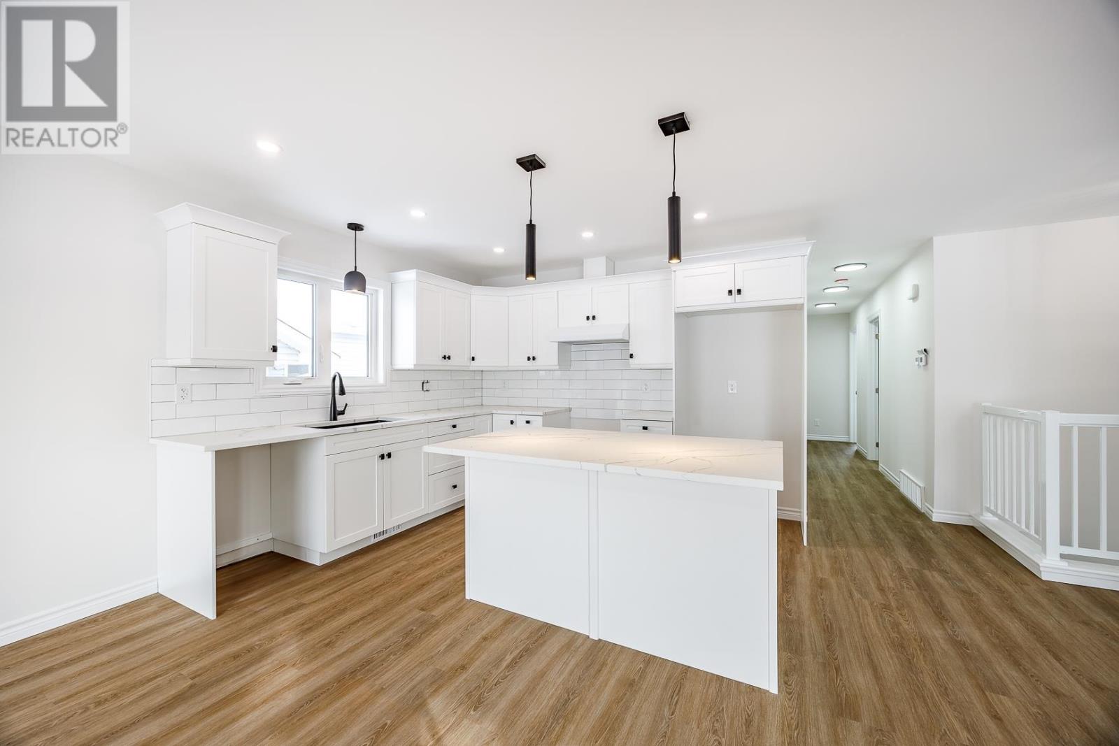 255 East Balfour ST, Sault Ste. Marie, Ontario, P6C1W9 — Photo 8