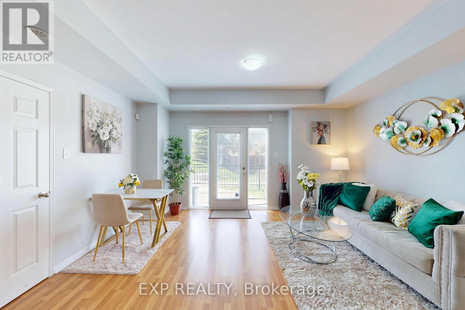 #32 60 FAIRWOOD CIRCLE - 12