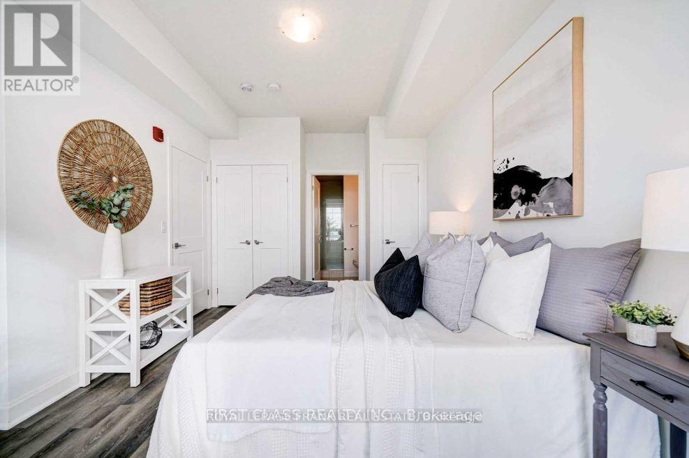 #317 50 LAKEBREEZE DRIVE - 14