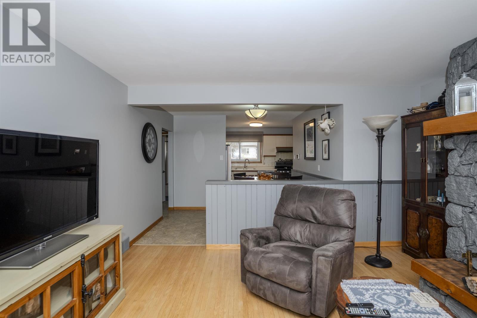 874 ERIE AVE E, THUNDER BAY, Ontario, P7A6N2 — Photo 12