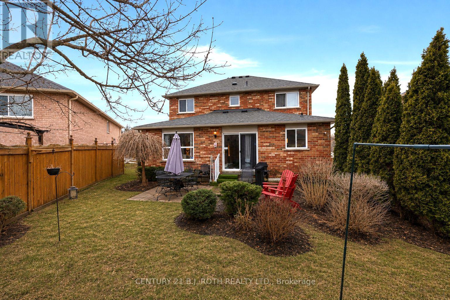 32 PRINCE OF WALES DRIVE - 23