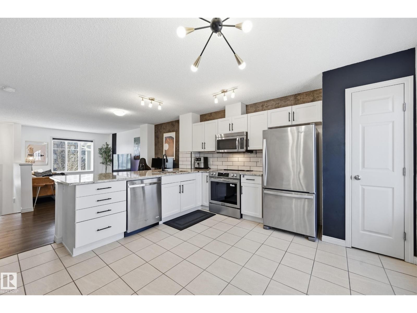 #13 2905 141 ST SW, Edmonton
