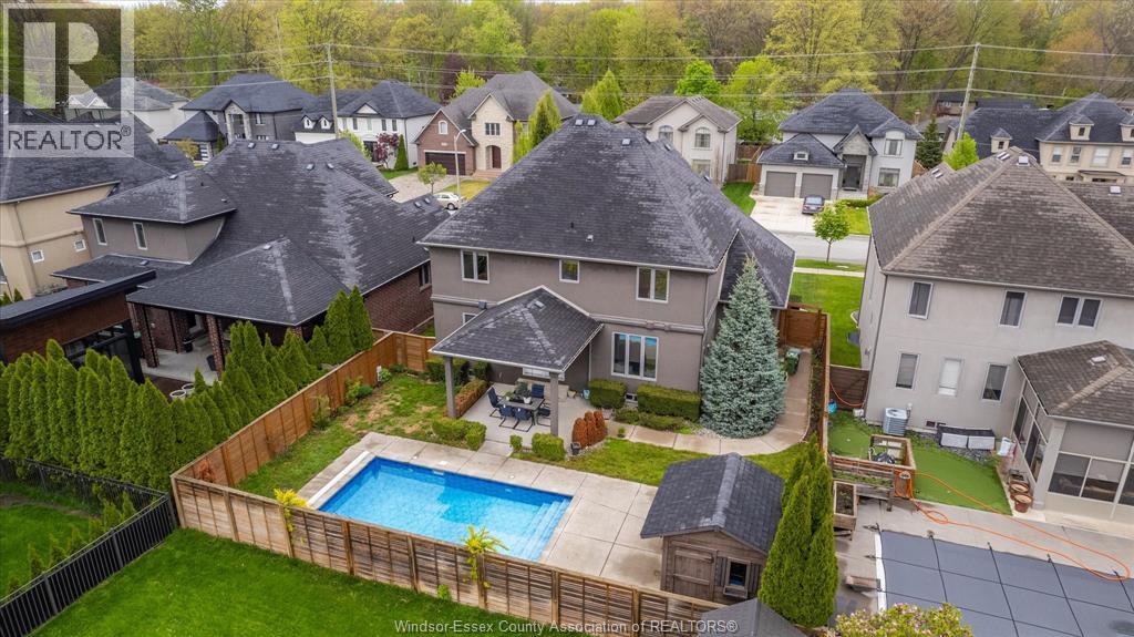 1335 MAPLE - 9