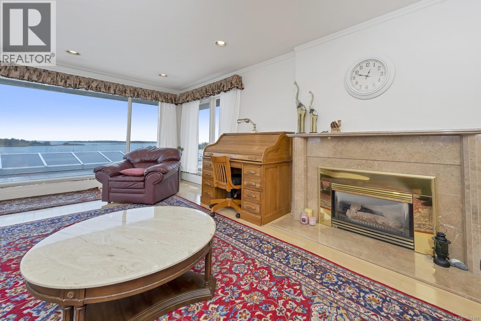  3565 Beach Drive, Oak Bay