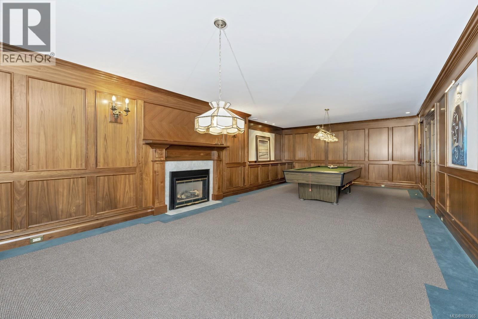  3565 Beach Drive, Oak Bay