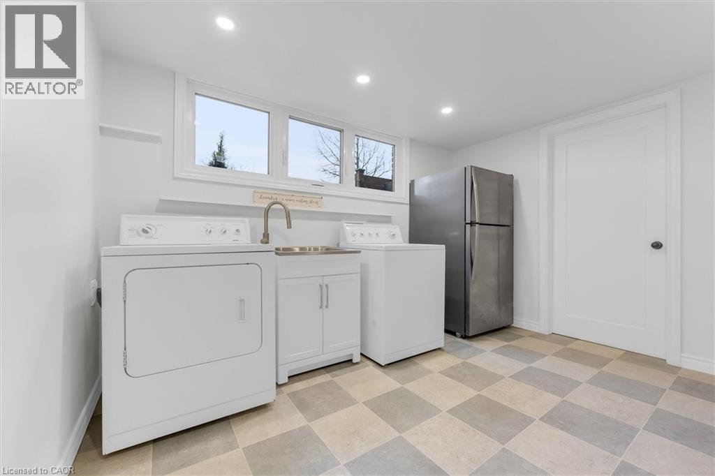 698 CONCESSION ROAD 6 - 28