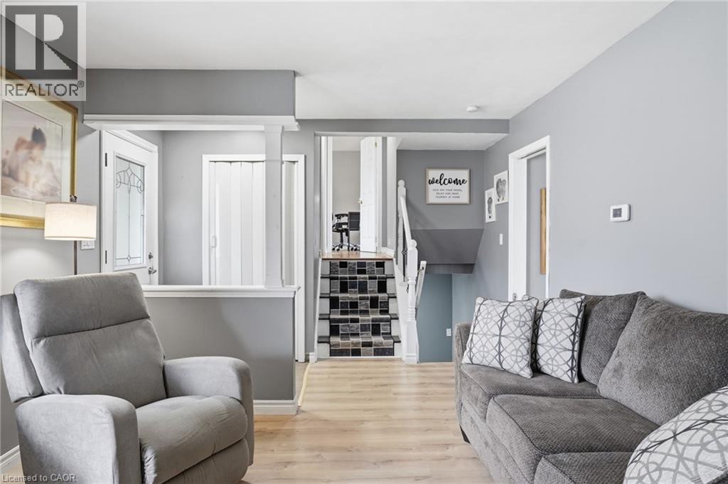 4 CLIFTON DOWNS Road - 7