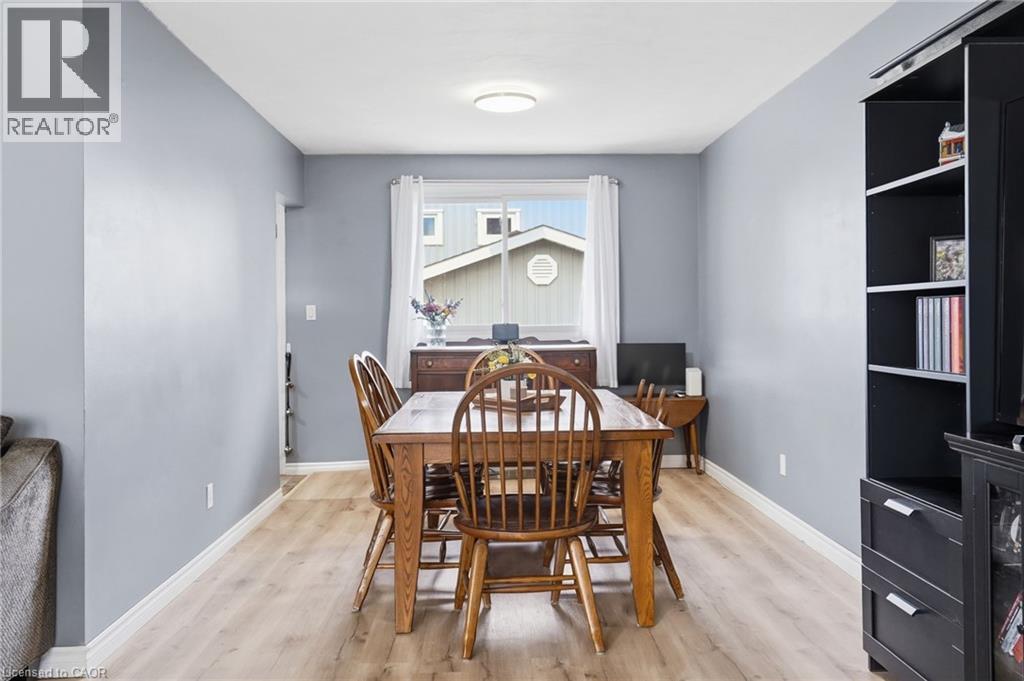 4 CLIFTON DOWNS Road - 9