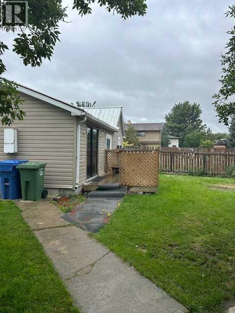 2012 18 Avenue - photo 4
