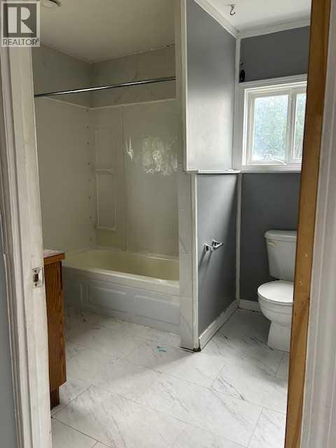2012 18 Avenue — photo 17