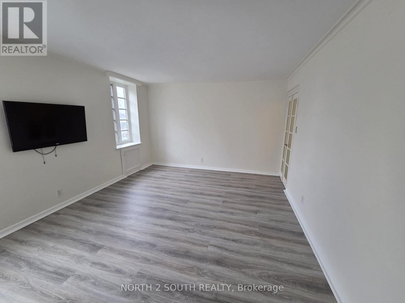 #210 707 EGLINTON AVENUE W - 15