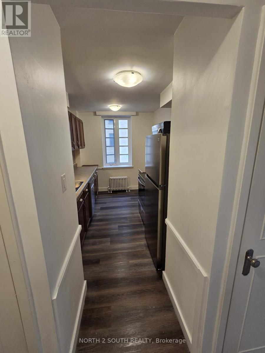 #210 707 EGLINTON AVENUE W - 5