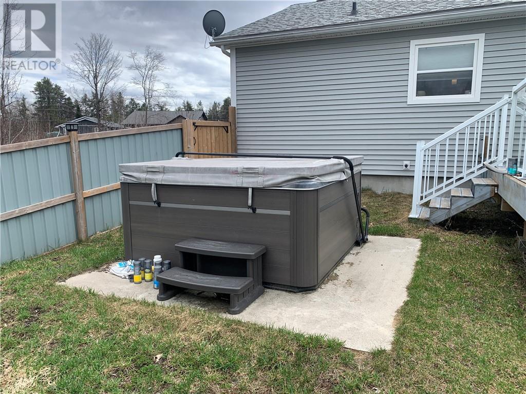 14 Amadori, Espanola, Ontario, P5E1S4 — Photo 21