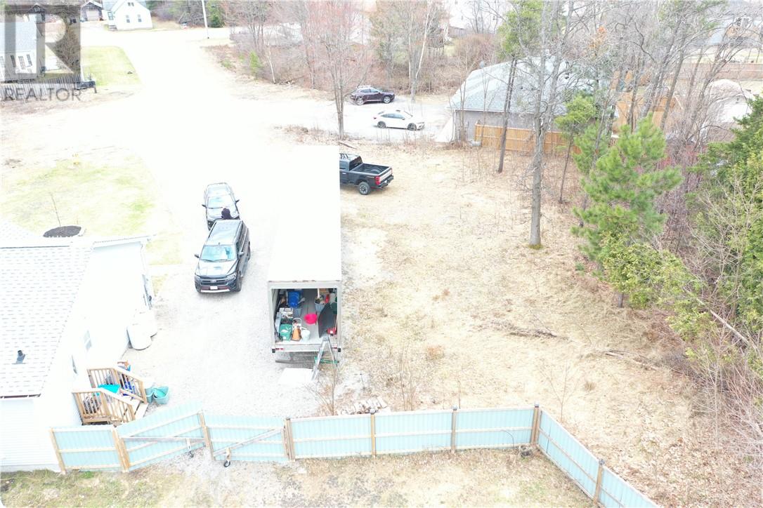 14 Amadori, Espanola, Ontario, P5E1S4 — Photo 32