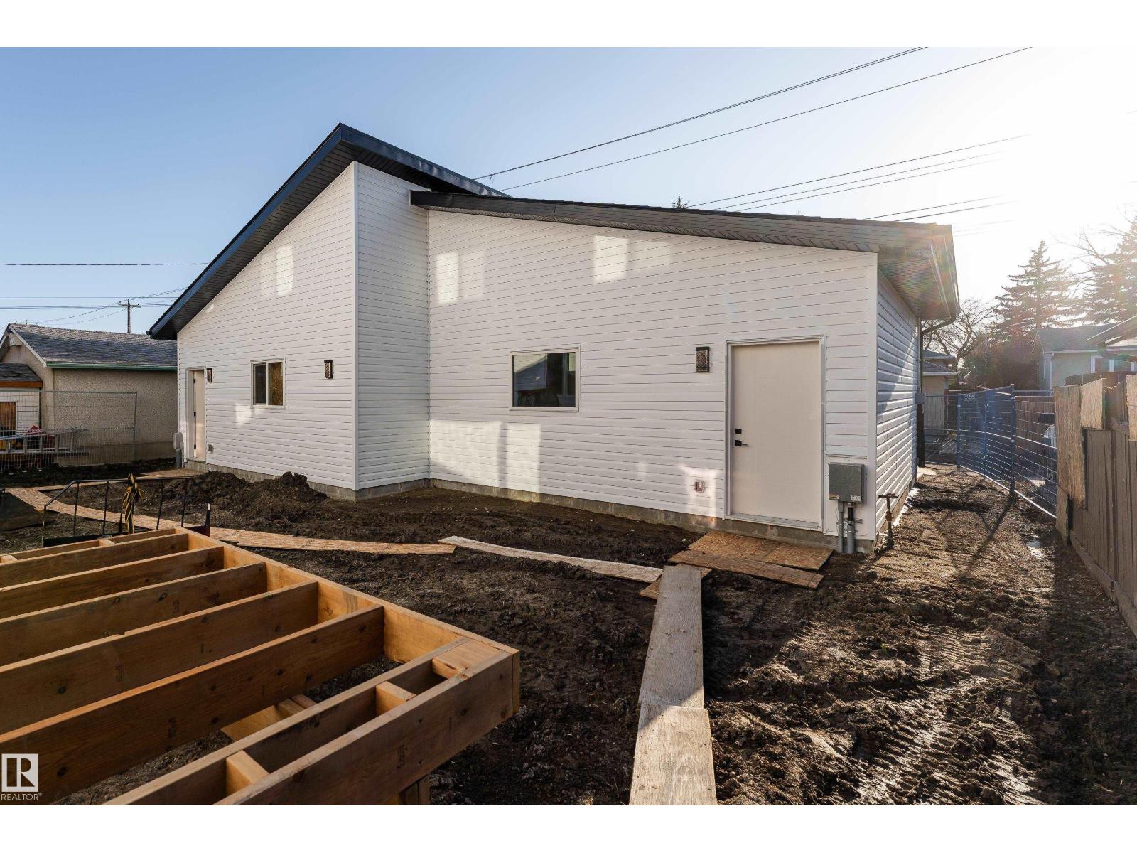 13034 123A ST NW, Edmonton