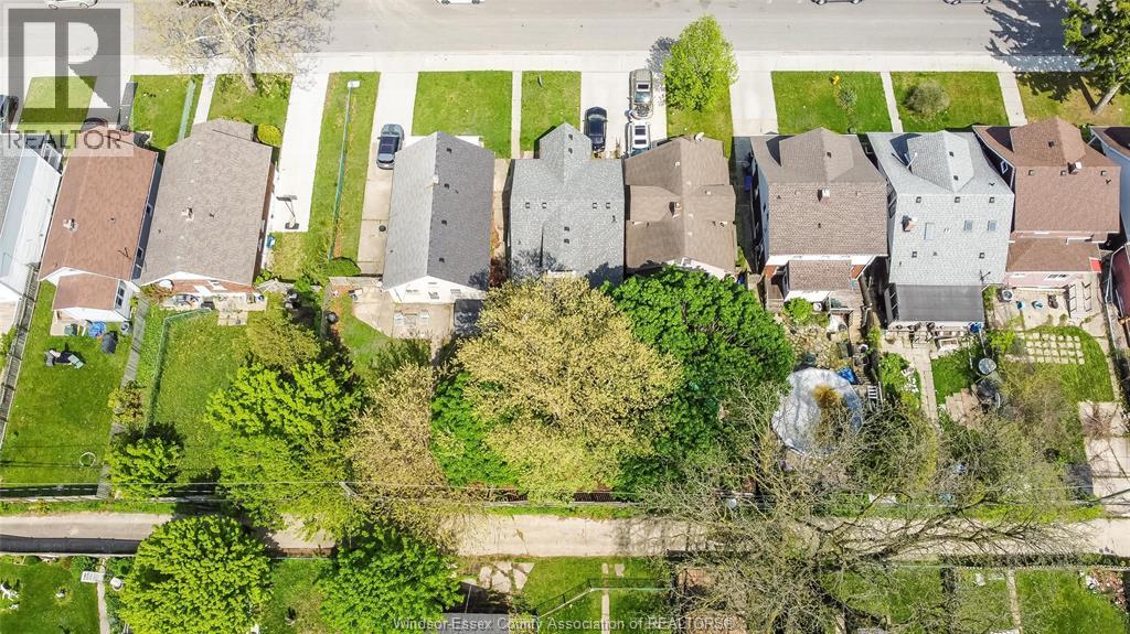 961 CURRY AVENUE - 30