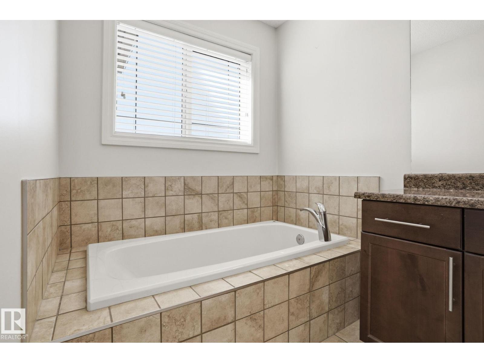 171 Keyport CI, Leduc