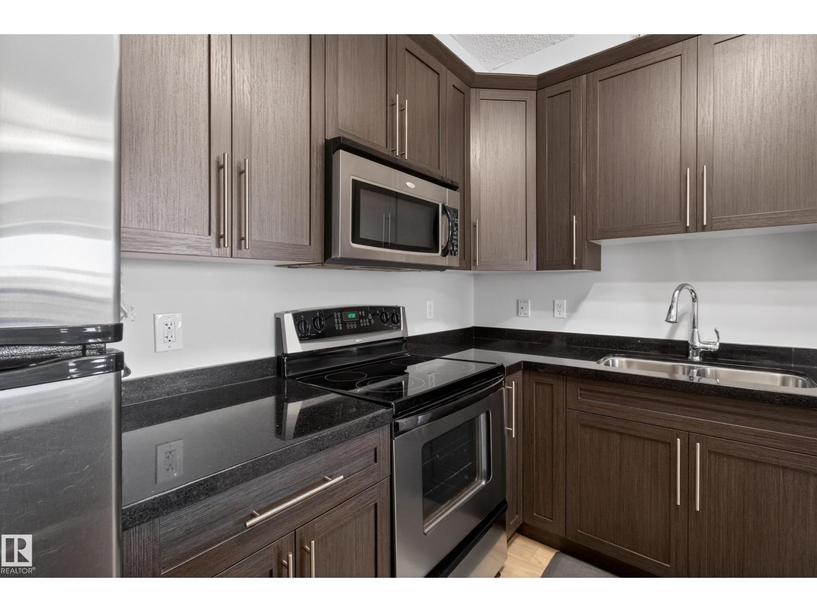 #202 9819 104 ST NW - 7