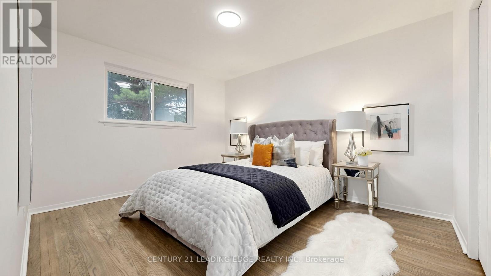 52 CLYDESDALE DRIVE - 24