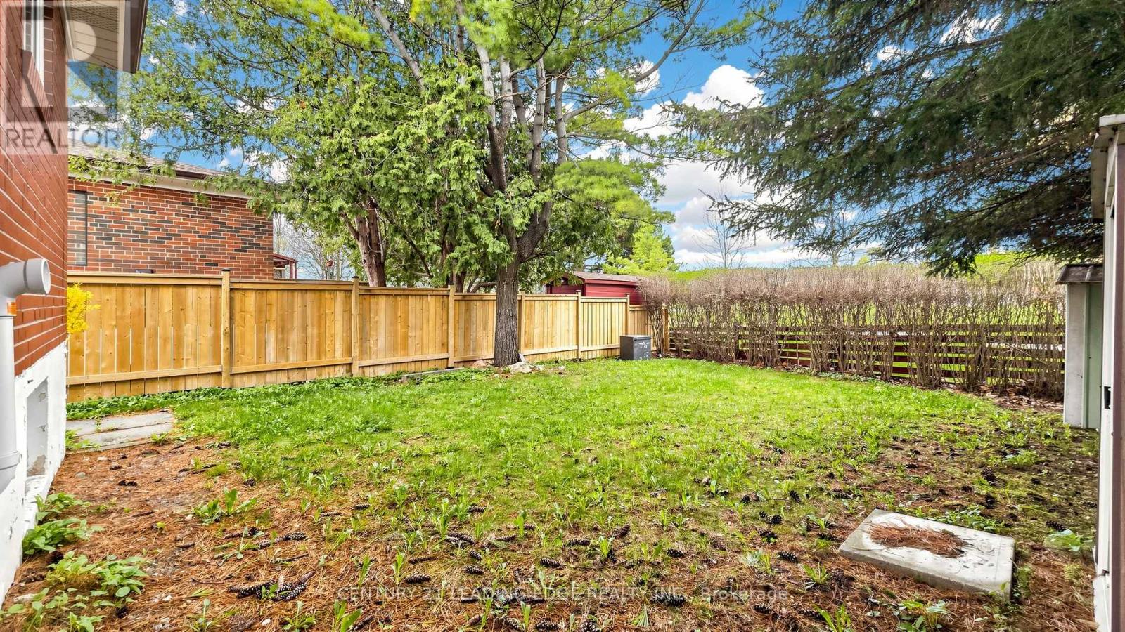 52 CLYDESDALE DRIVE - 47