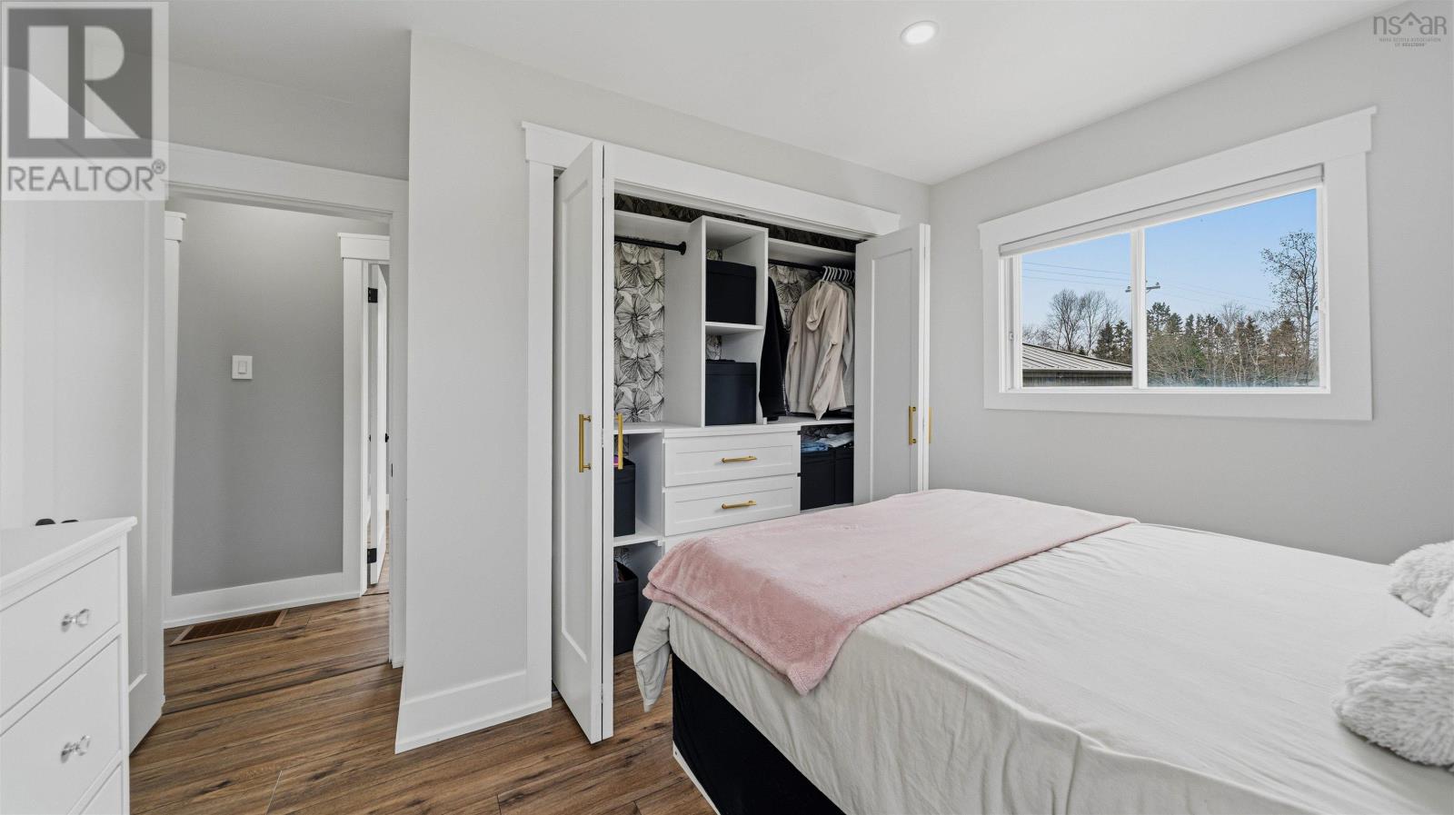 Property 23 of 50 of 2694 Sackville Drive