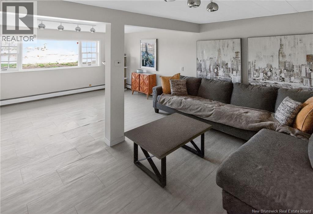 216 Westmount Boulevard - 24