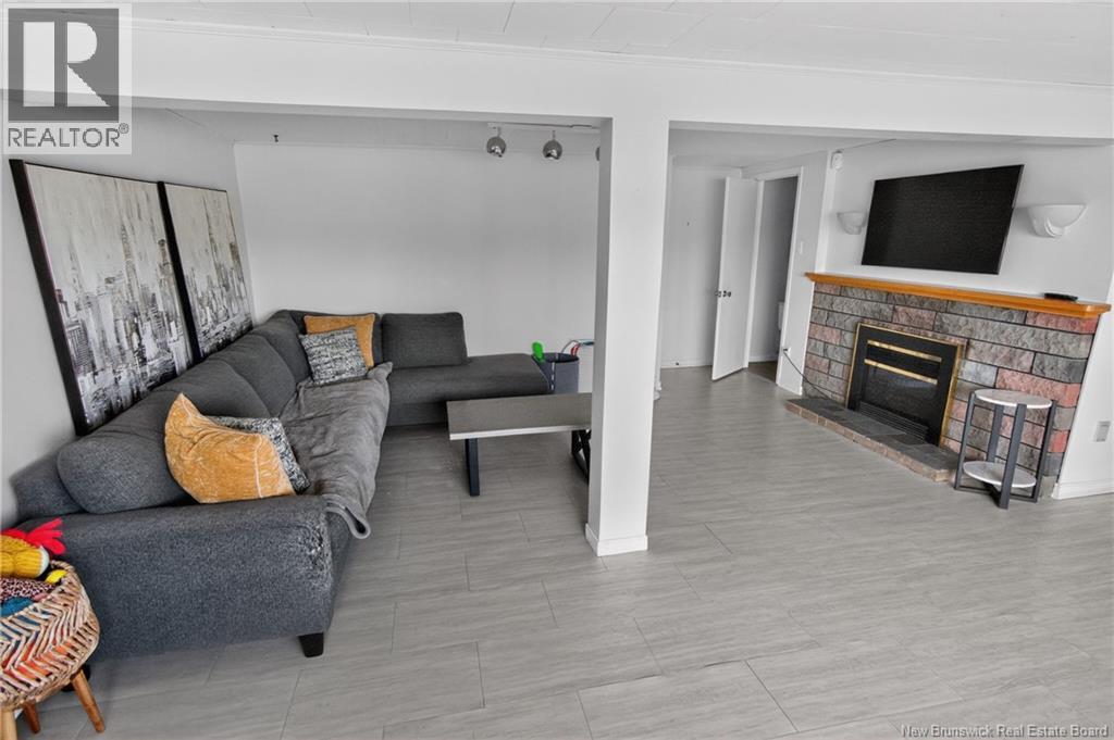 216 Westmount Boulevard - 25