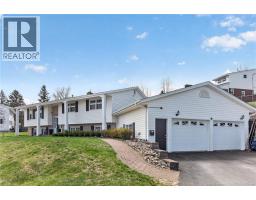 216 Westmount Boulevard, photo 2