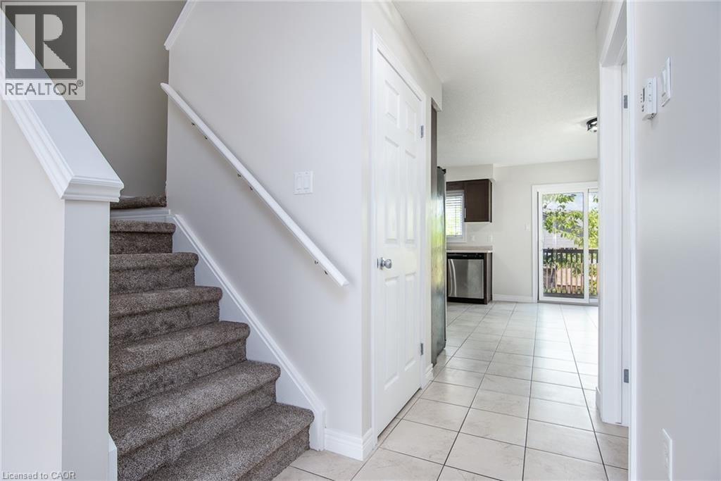 70 WILLOWRUN Drive Unit# J-3, Kitchener, Ontario, N2A0J3 — Photo 12