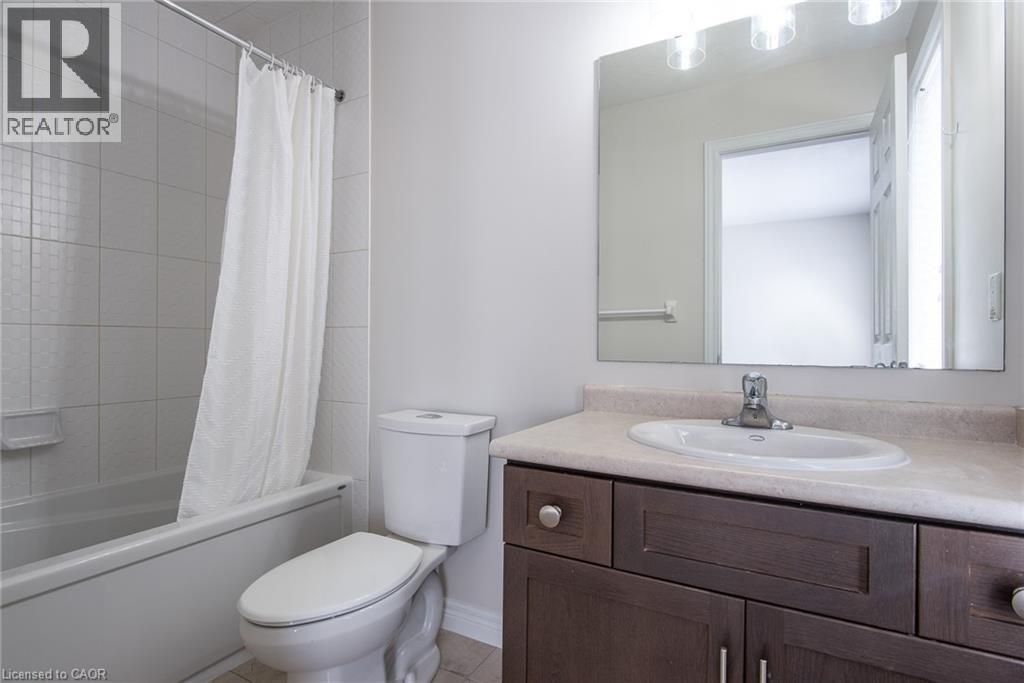 70 WILLOWRUN Drive Unit# J-3, Kitchener, Ontario, N2A0J3 — Photo 15