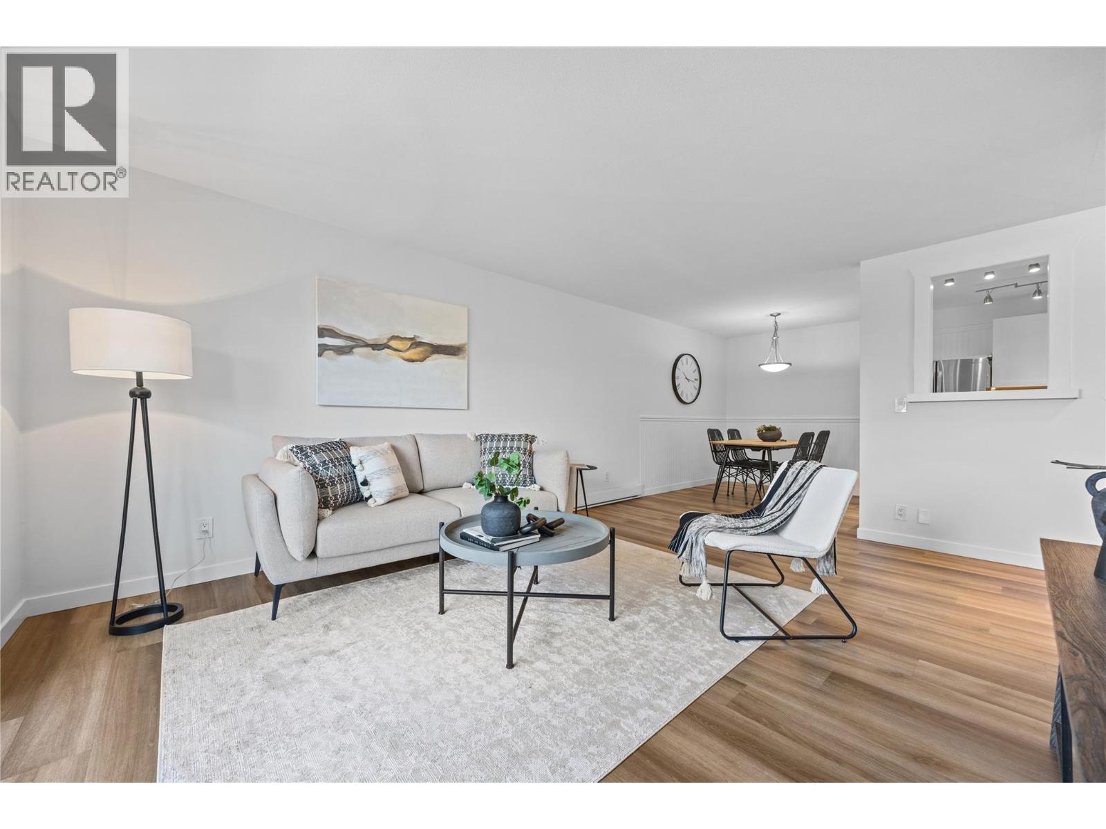 310 3180 De Montreuil Court, Kelowna