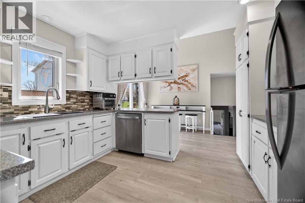 14 Redwood Drive - 6