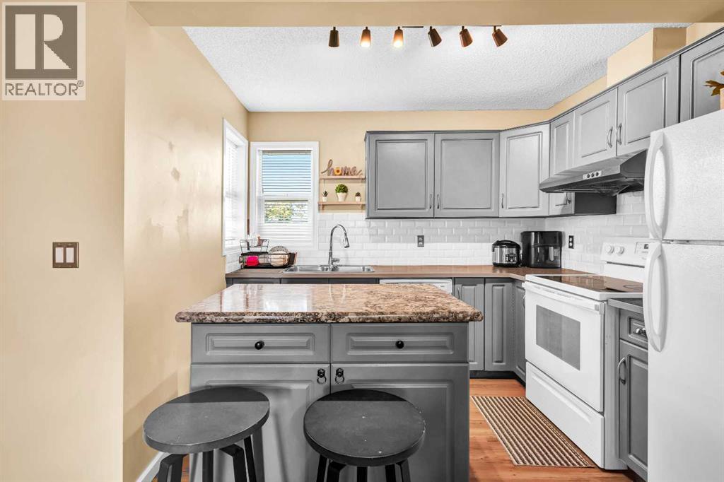 #3 200 Hidden Hills Terrace NW - 14