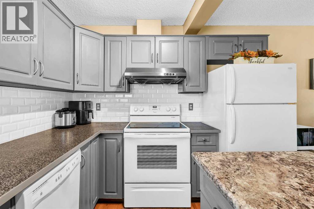 #3 200 Hidden Hills Terrace NW - 16