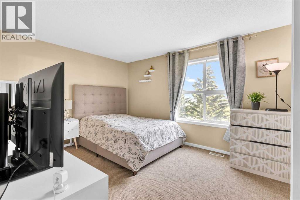 #3 200 Hidden Hills Terrace NW - 24