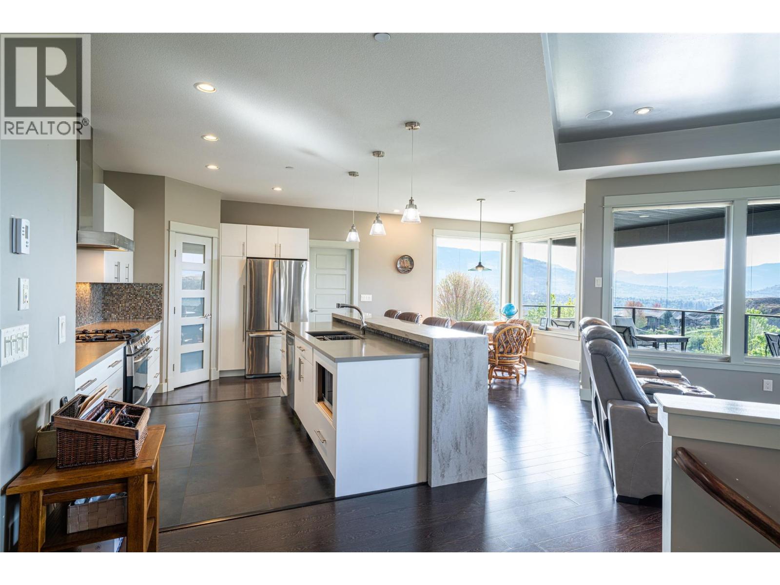  4134 Camelback Way, Vernon