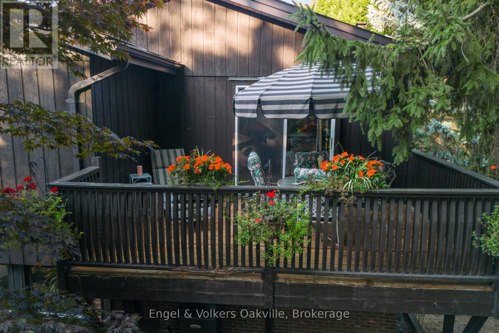 250 GATESTONE AVENUE - 25