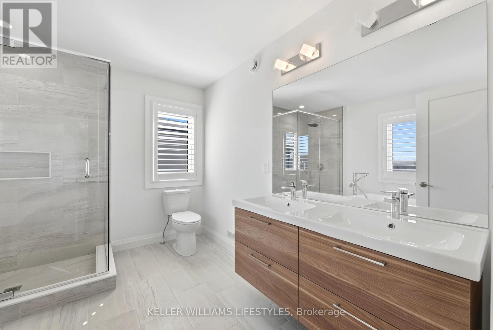 140 CRESTVIEW DRIVE - 23