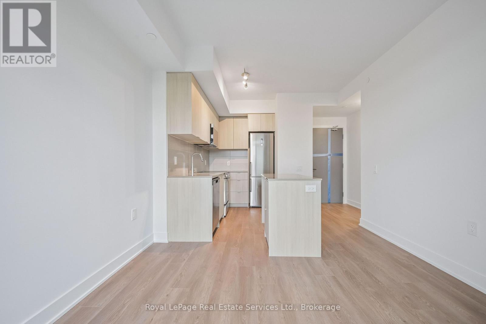 #711 2088 JAMES STREET - 23
