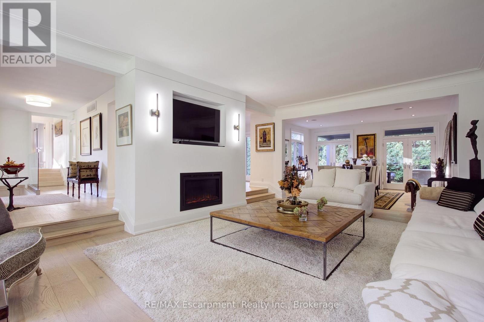 794 FALCON BOULEVARD - 11