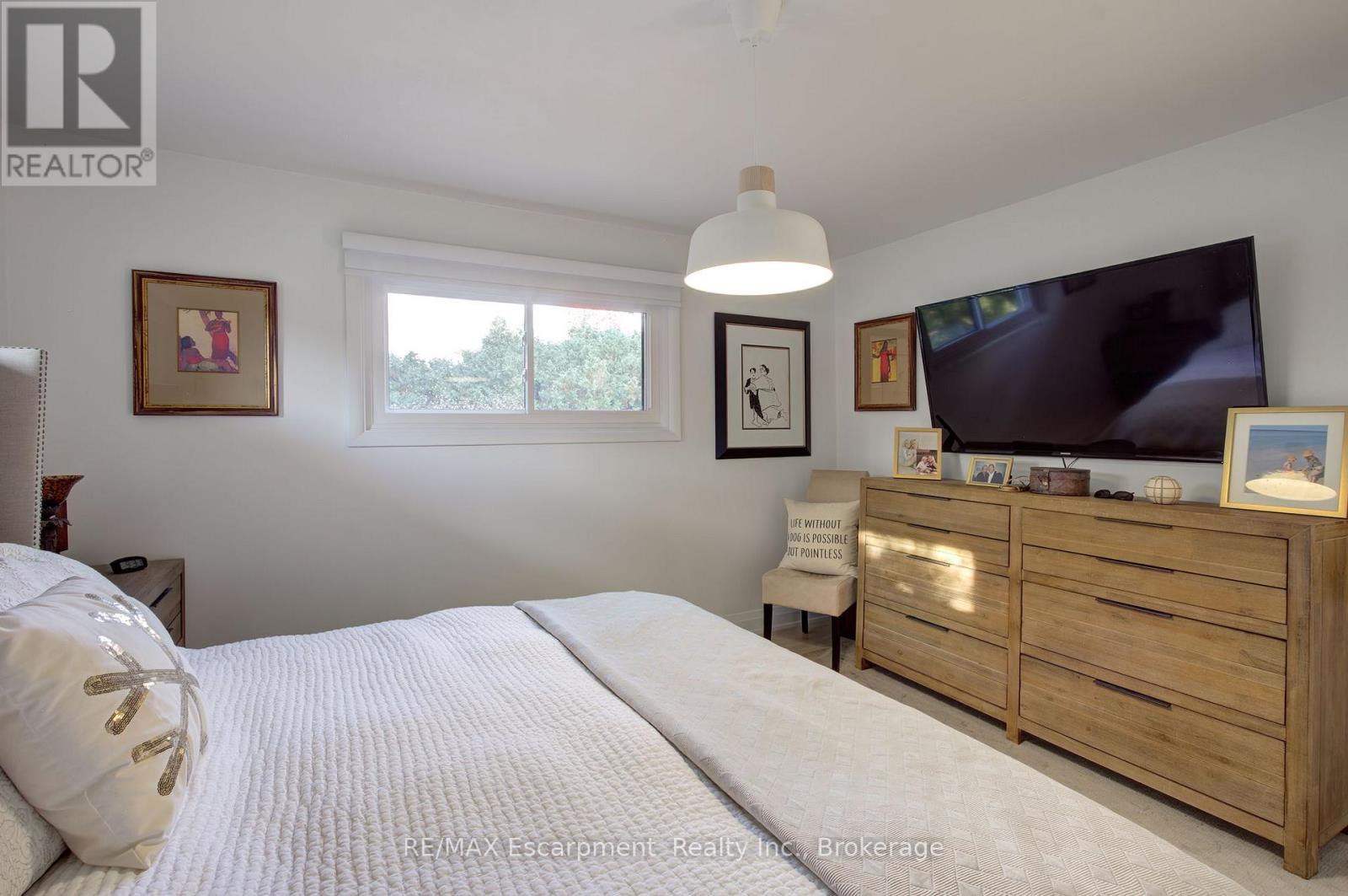 794 FALCON BOULEVARD - 27