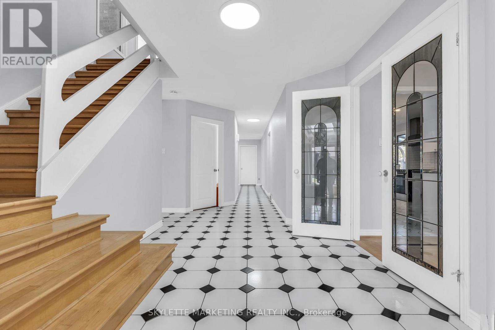 2 DEER VALLEY CRESCENT - 14