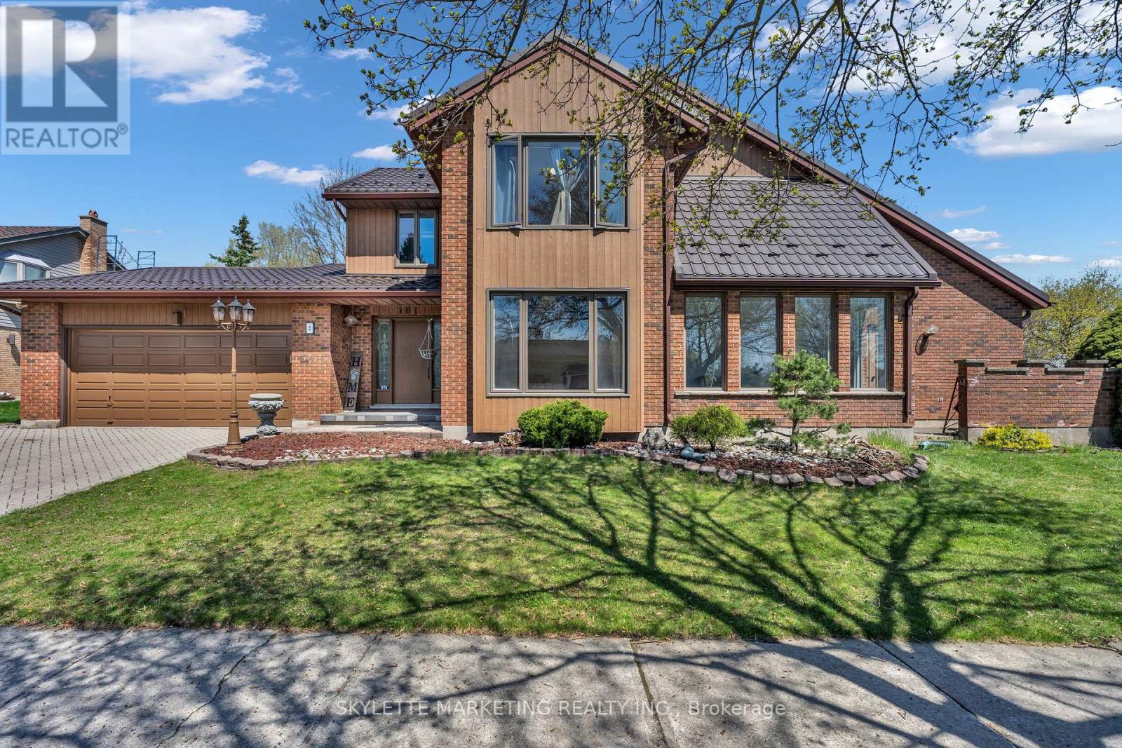 2 DEER VALLEY CRESCENT - 21