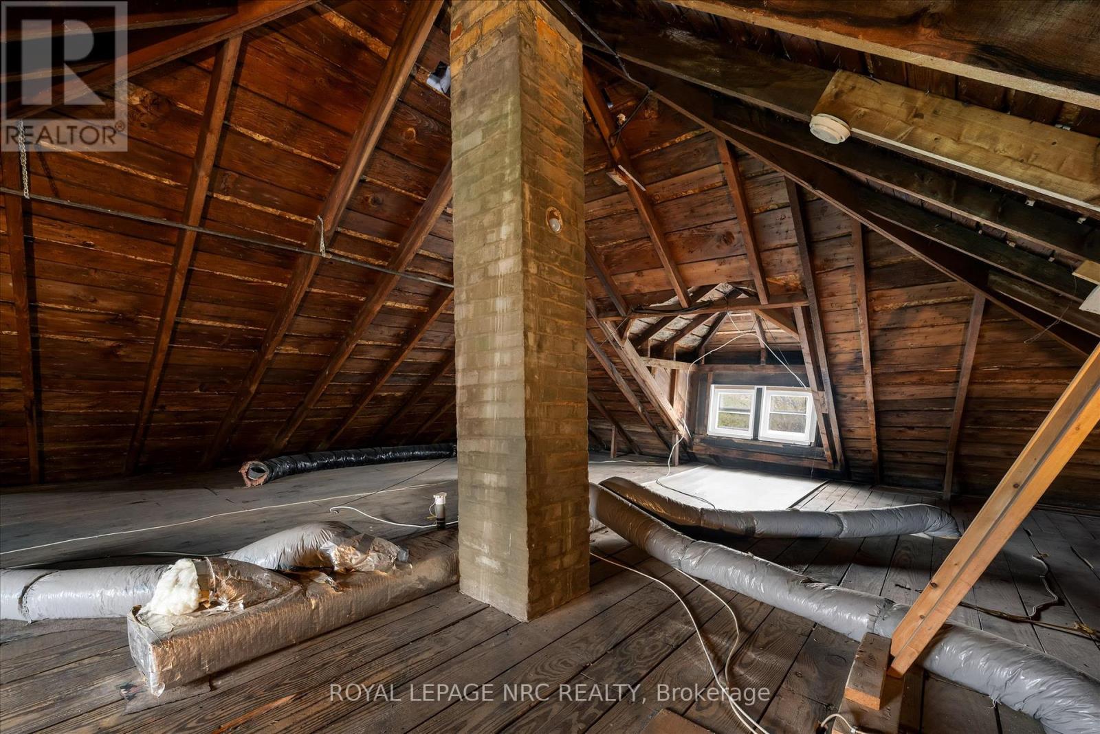 155 ASH STREET - 27