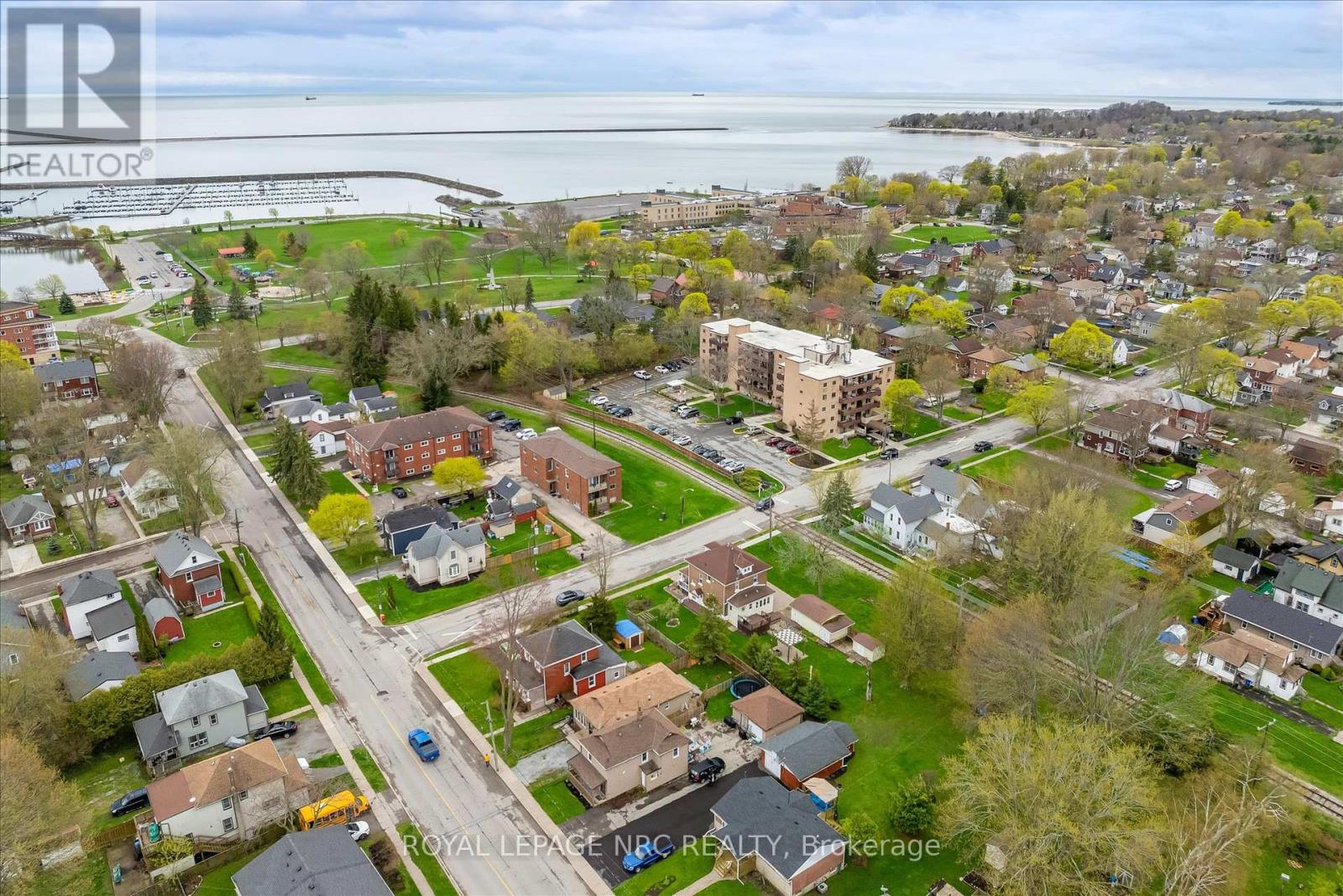 155 ASH STREET - 40