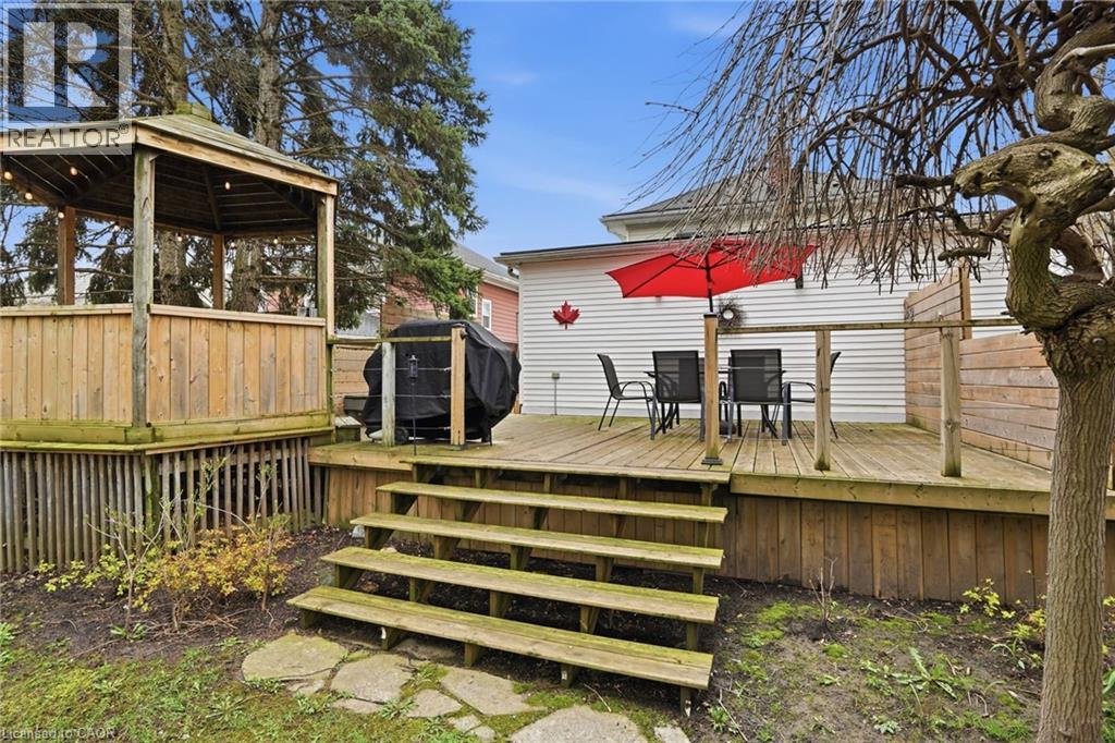 4351 SENECA Street - 39